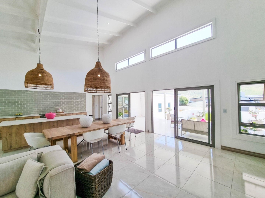 4 Bedroom Property for Sale in Vermont Western Cape